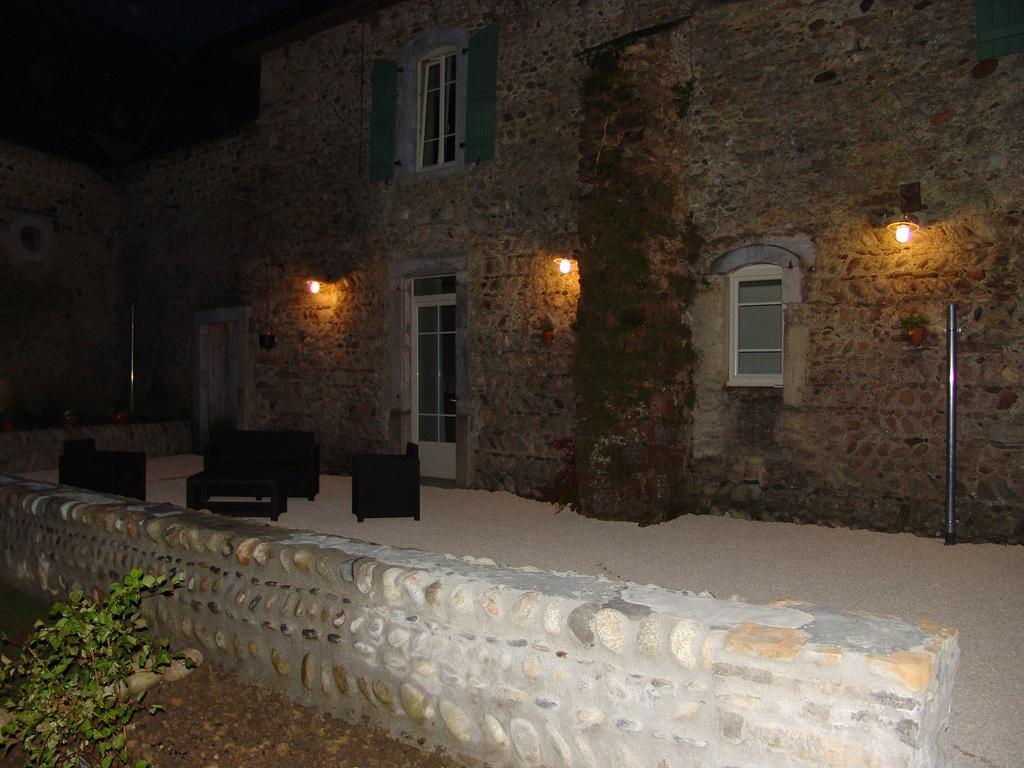 Le Buala Maison D'Hotes Bed and Breakfast Antist Exterior foto